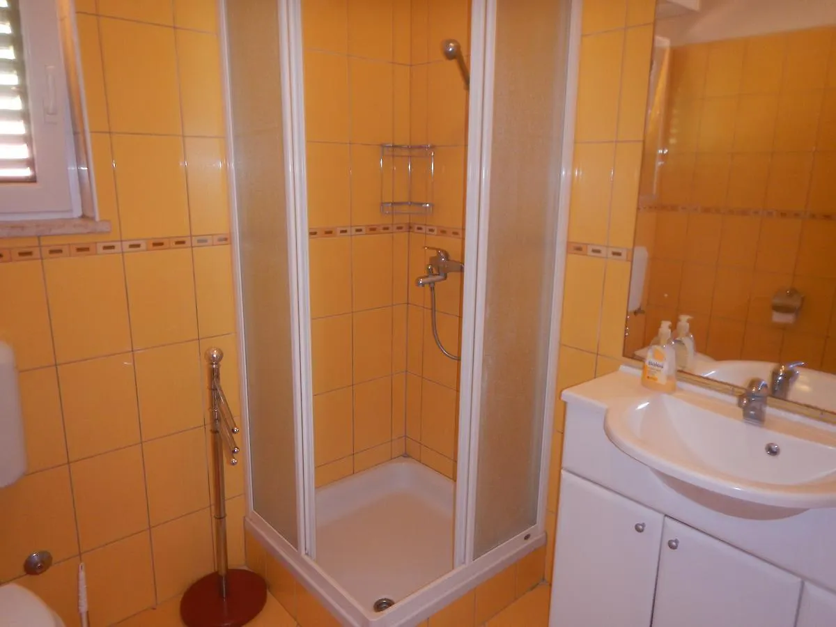 פרקו Apartments Val'S Osljak