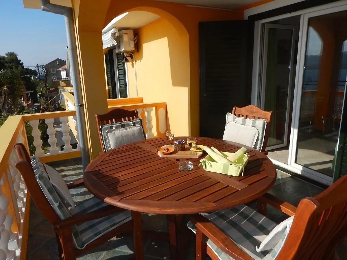 פרקו Apartments Val'S Osljak